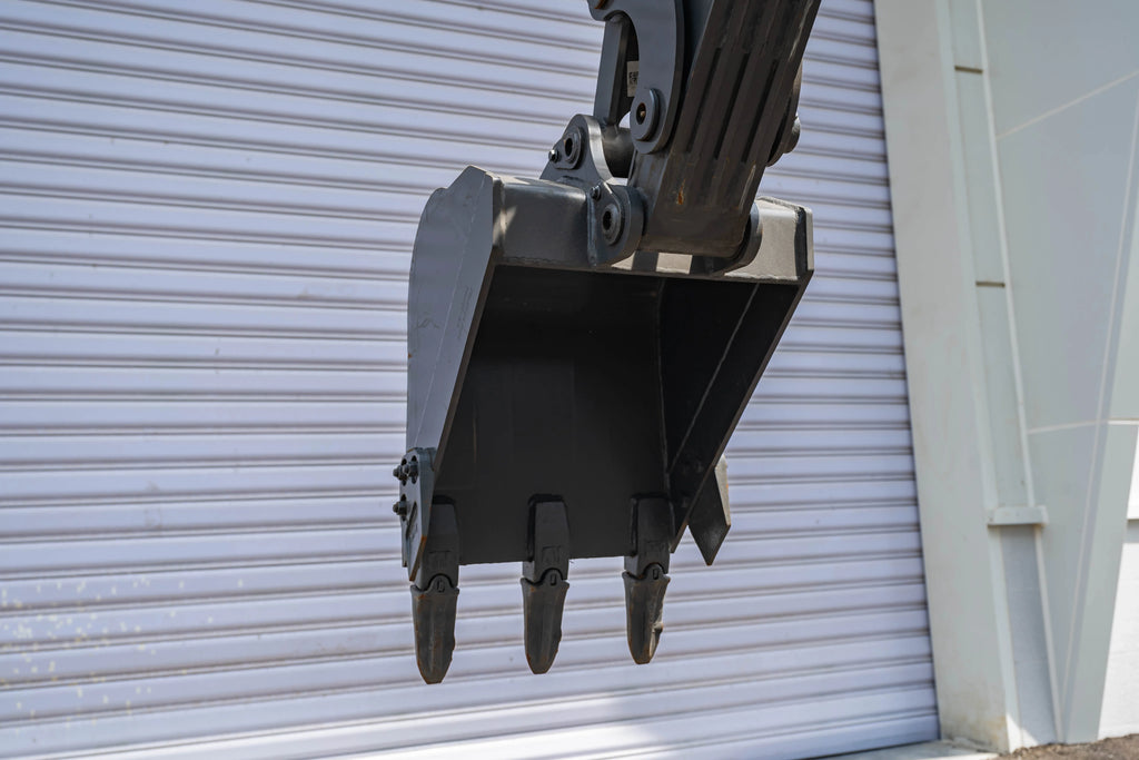 2.5 Ton Diesel Mini Excavator with Hydraulic Controls