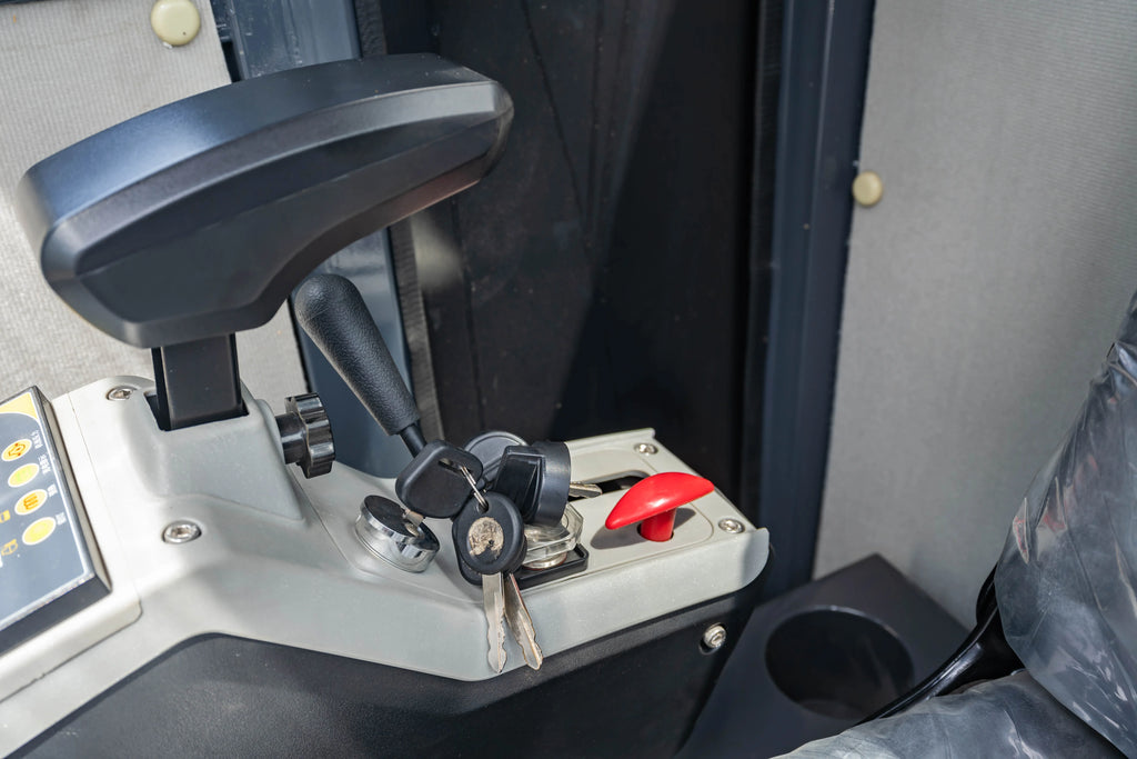 2.5 Ton Diesel Mini Excavator with Hydraulic Controls